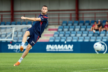 Fotos del entrenamiento de este domingo de Osasuna en Tajonar