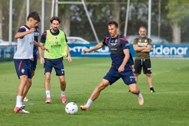 Fotos del entrenamiento de este domingo de Osasuna en Tajonar