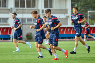 Fotos del entrenamiento de este domingo de Osasuna en Tajonar