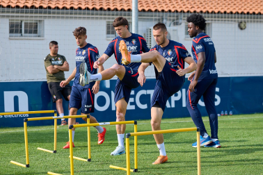 Fotos del entrenamiento de este domingo de Osasuna en Tajonar