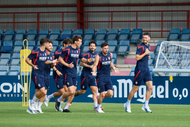 Fotos del entrenamiento de este domingo de Osasuna en Tajonar