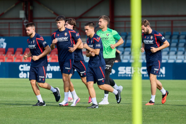 Fotos del entrenamiento de este domingo de Osasuna en Tajonar