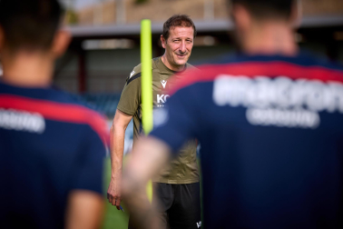 Fotos del entrenamiento de este domingo de Osasuna en Tajonar