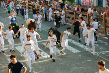 Fotos del tercer encierro de fiestas de Tafalla