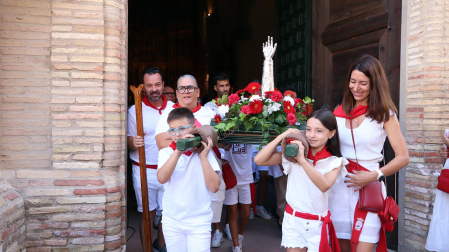 Fotos de la procesión de fiestas de Valtierra
