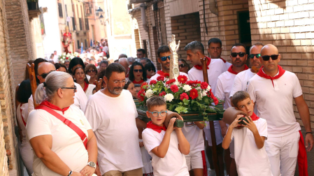 Fotos de la procesión de fiestas de Valtierra