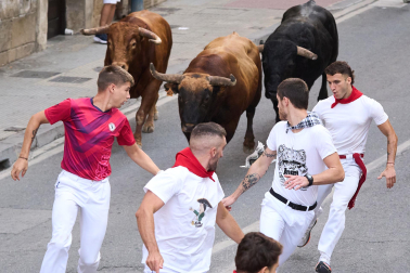 Fotos del quinto encierro de fiestas de Tafalla 2026