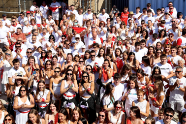 Fotos del cohete de fiestas de Oteiza