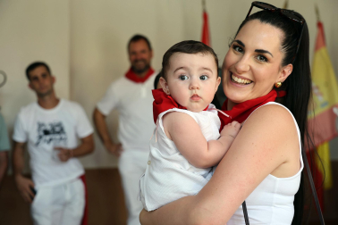 Fotos del cohete de fiestas de Oteiza