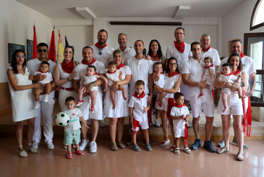 Fotos del cohete de fiestas de Oteiza