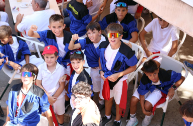 Fotos del cohete de fiestas de Oteiza