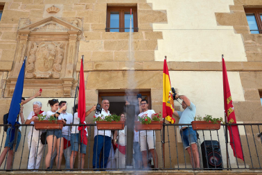 Fotos del cohete de fiestas de Allo