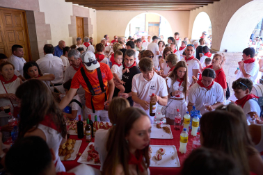 Fotos del cohete de fiestas de Allo