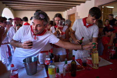 Fotos del cohete de fiestas de Allo