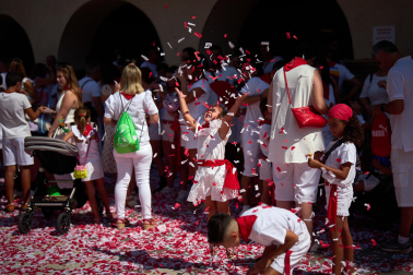 Fotos del cohete de fiestas de Allo