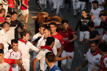 Fotos del sexto y último encierro de Tafalla 2026