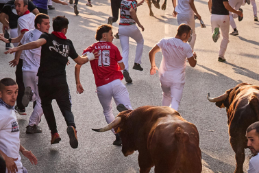 Fotos del sexto y último encierro de Tafalla 2026