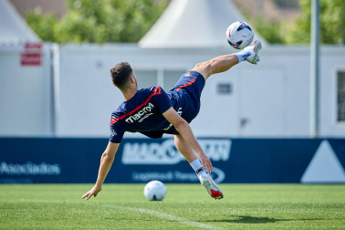 Fotos del entrenamiento de Osasuna este jueves en Tajonar