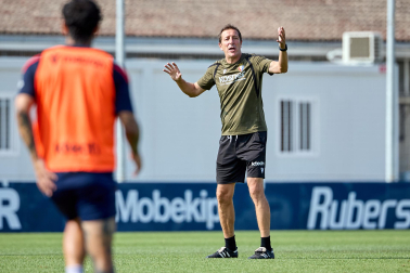 Fotos del entrenamiento de Osasuna este jueves en Tajonar