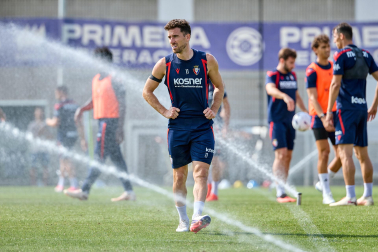 Fotos del entrenamiento de Osasuna este jueves en Tajonar