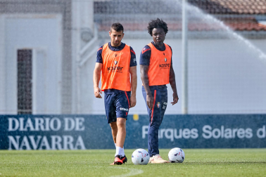 Fotos del entrenamiento de Osasuna este jueves en Tajonar