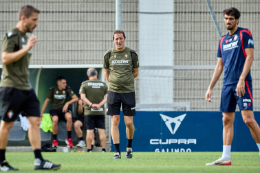 Fotos del entrenamiento de Osasuna este jueves en Tajonar