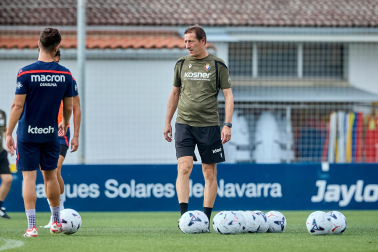 Fotos del entrenamiento de Osasuna este jueves en Tajonar