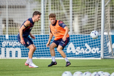 Fotos del entrenamiento de Osasuna este jueves en Tajonar