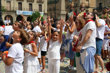 Fotos de la despedida de los gigantes de Tafalla