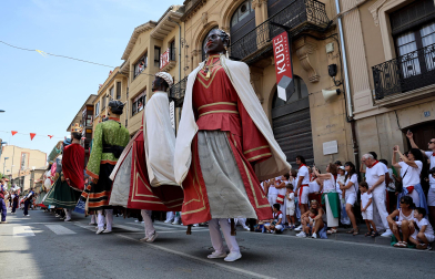 Fotos de la despedida de los gigantes de Tafalla