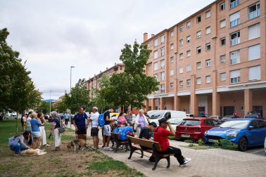 Fotos del incendio de una vivienda en Burlada, en el que ha fallecido un niño de 10 años