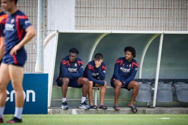 Fotos del entrenamiento de Osasuna con la presencia de Rockson Yeboah este viernes 21 de agosto