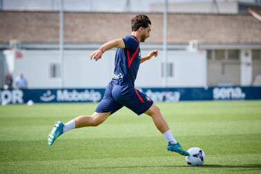 Fotos del entrenamiento de Osasuna con la presencia de Rockson Yeboah este viernes 21 de agosto