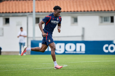 Fotos del entrenamiento de Osasuna con la presencia de Rockson Yeboah este viernes 21 de agosto