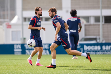 Fotos del entrenamiento de Osasuna con la presencia de Rockson Yeboah este viernes 21 de agosto