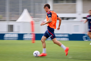 Fotos del entrenamiento de Osasuna con la presencia de Rockson Yeboah este viernes 21 de agosto