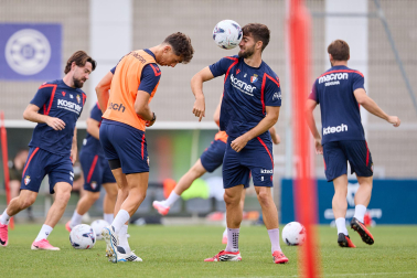Fotos del entrenamiento de Osasuna con la presencia de Rockson Yeboah este viernes 21 de agosto