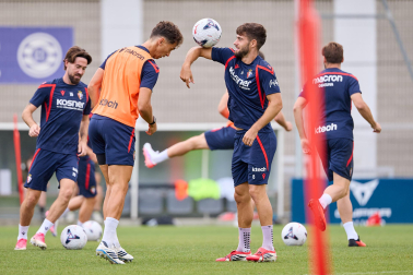 Fotos del entrenamiento de Osasuna con la presencia de Rockson Yeboah este viernes 21 de agosto
