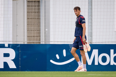 Fotos del entrenamiento de Osasuna con la presencia de Rockson Yeboah este viernes 21 de agosto