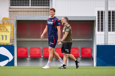 Fotos del entrenamiento de Osasuna con la presencia de Rockson Yeboah este viernes 21 de agosto
