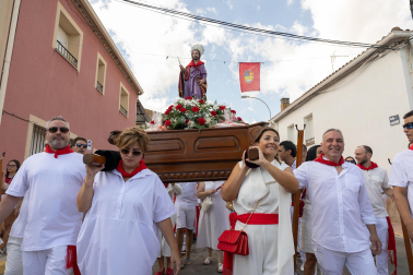 Fotos de la procesión en honor a San Bartolomé en fiestas de Ribaforada 2026