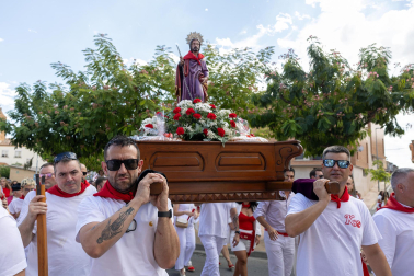 Fotos de la procesión en honor a San Bartolomé en fiestas de Ribaforada 2026