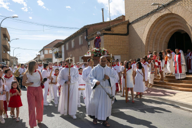Fotos de la procesión en honor a San Bartolomé en fiestas de Ribaforada 2026