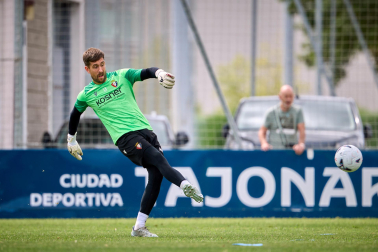 Fotos del entrenamiento de Osasuna este martes en Tajonar