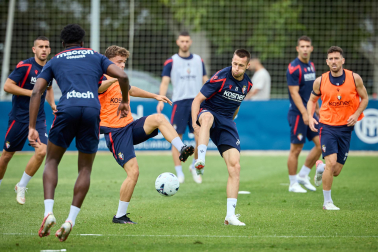 Fotos del entrenamiento de Osasuna este martes en Tajonar