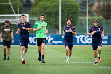 Fotos del entrenamiento de Osasuna este martes en Tajonar