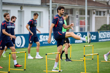 Fotos del entrenamiento de Osasuna este martes en Tajonar