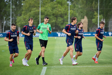 Fotos del entrenamiento de Osasuna este martes en Tajonar