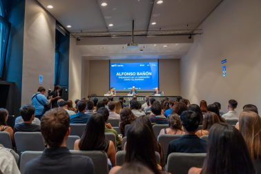 Fotos del acto de bienvenida a los participantes en los Cursos Europeos de Verano 2026