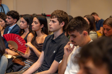 Fotos del acto de bienvenida a los participantes en los Cursos Europeos de Verano 2026